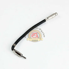 Load image into Gallery viewer, 94-UP GM FACTORY NATENNA WITH MINI BARBLESS PLUG TO AFTERMARKET RADIO MDP4
