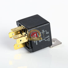 Load image into Gallery viewer, 12 VOLT 40 AMP BOSCH/TYCO STYLE SPDT AUTOMOTIVE RELAY
